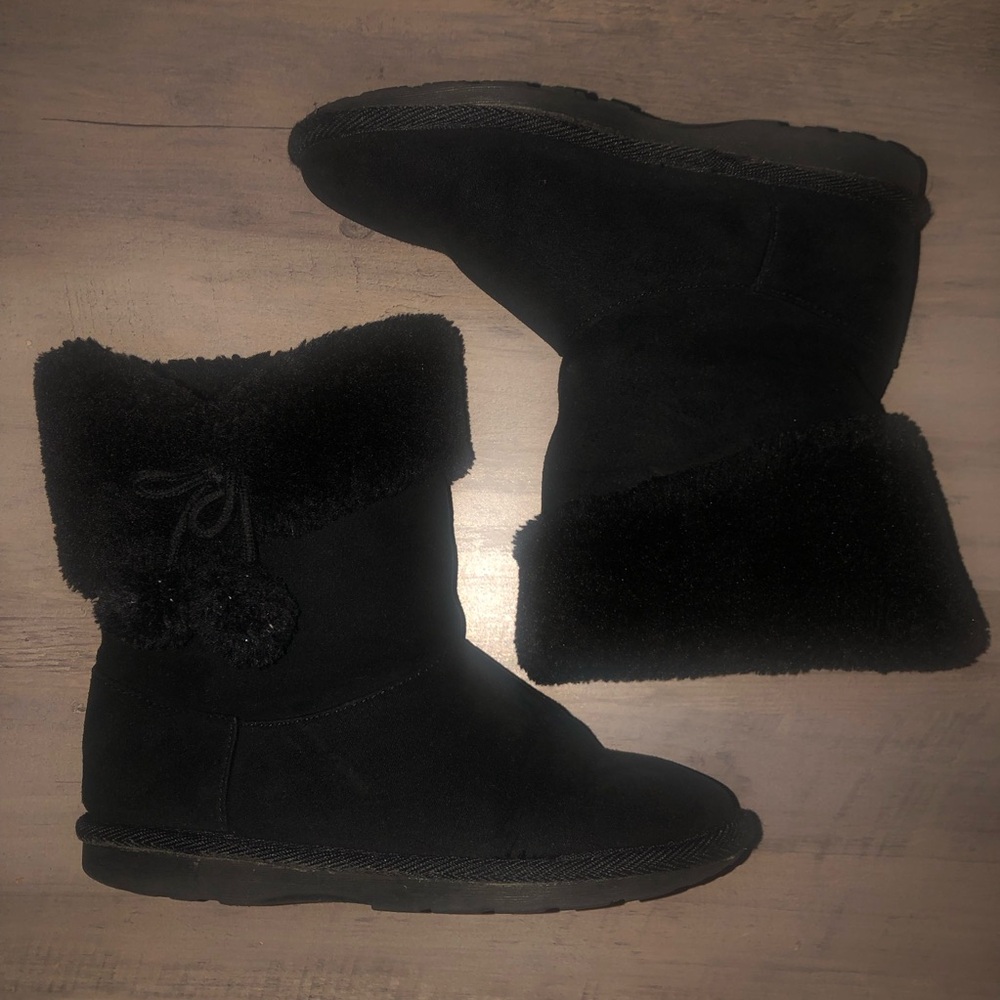 Cute Black Booties Size 2